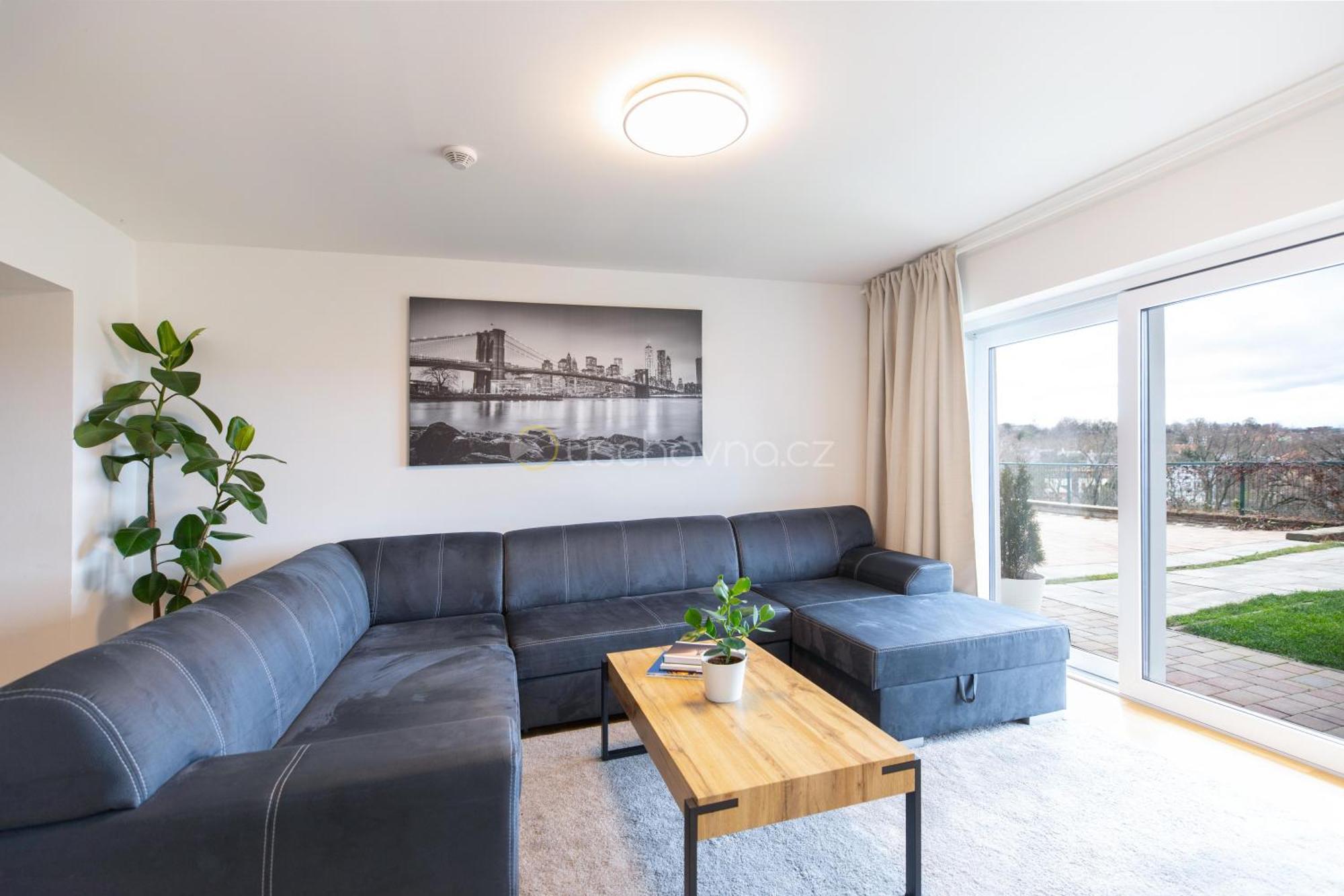 Airport Luxury Apartment & Spa Praha Eksteriør bilde
