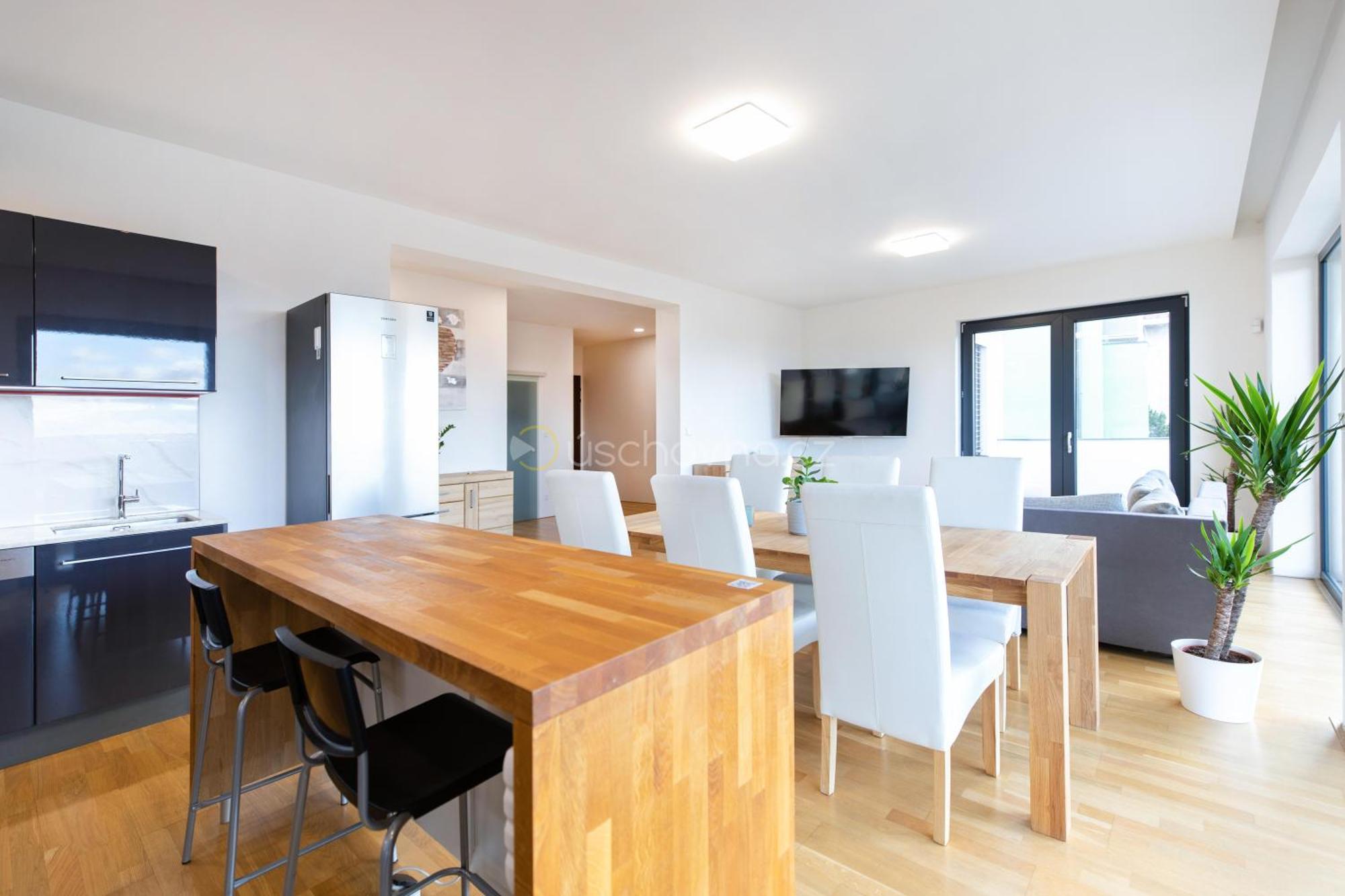 Airport Luxury Apartment & Spa Praha Eksteriør bilde
