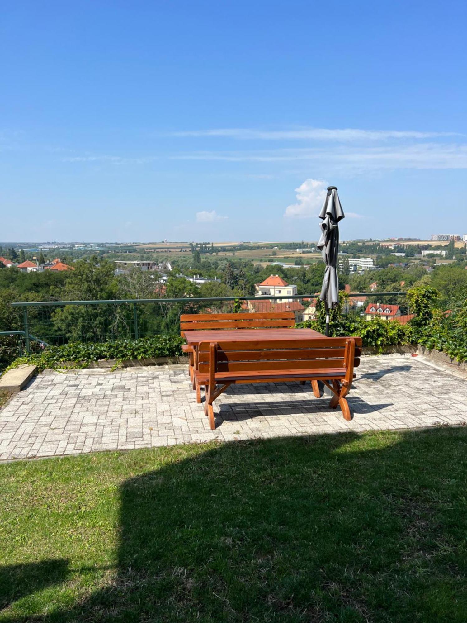Airport Luxury Apartment & Spa Praha Eksteriør bilde
