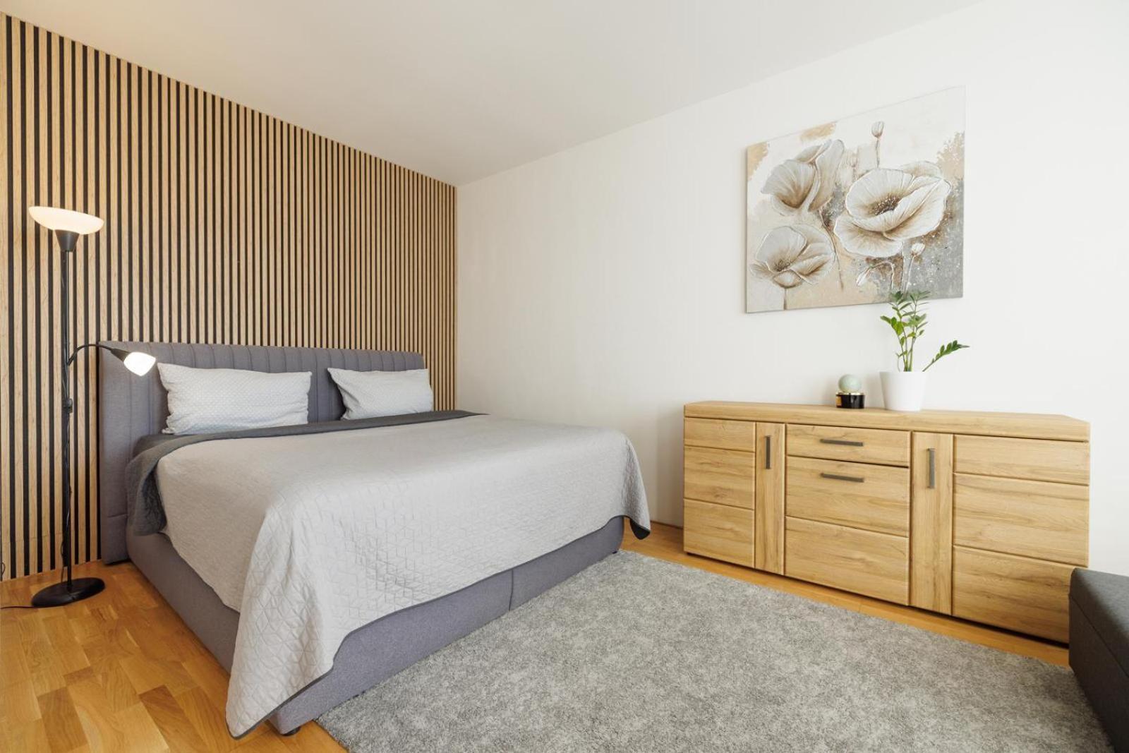 Airport Luxury Apartment & Spa Praha Eksteriør bilde